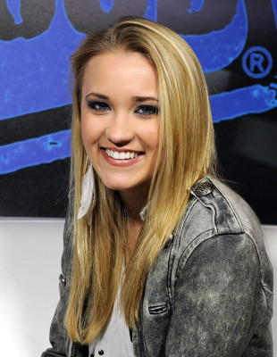 Emily Osment pic #316091