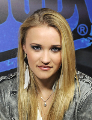 Emily Osment pic #316093