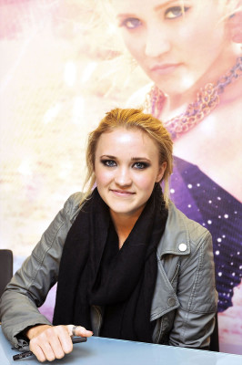 Emily Osment pic #302953