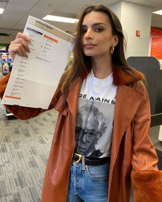 Emily Ratajkowski pic #1206224
