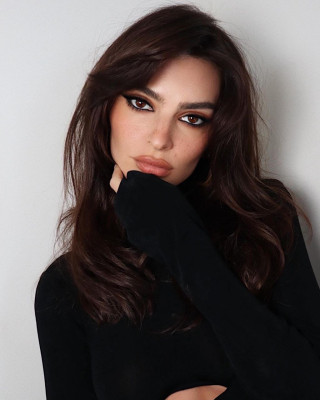 Emily Ratajkowski pic #1355145