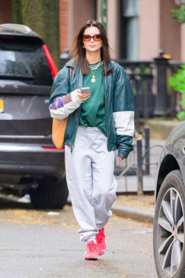 Emily Ratajkowski pic #1351040