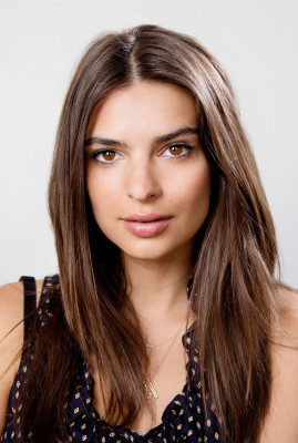 Emily Ratajkowski pic #794800
