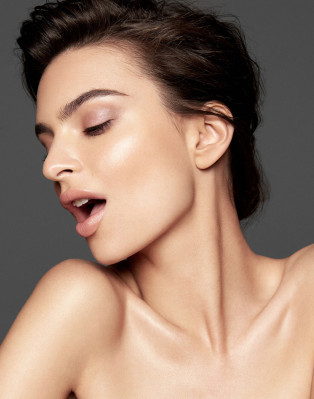Emily Ratajkowski pic #805367