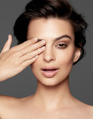 Emily Ratajkowski pic #805359