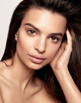 Emily Ratajkowski pic #805287