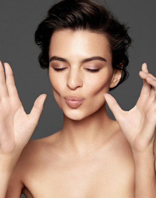 Emily Ratajkowski pic #805353