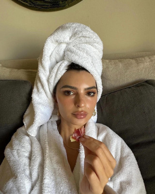 Emily Ratajkowski pic #1351539