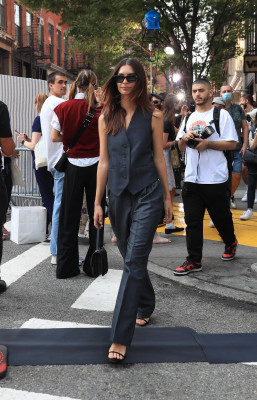 Emily Ratajkowski pic #1270980