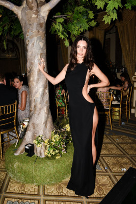 Emily Ratajkowski pic #1350852