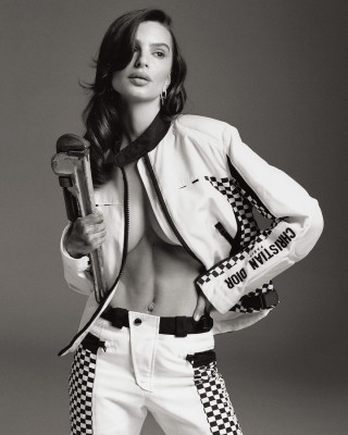 Emily Ratajkowski pic #1371467