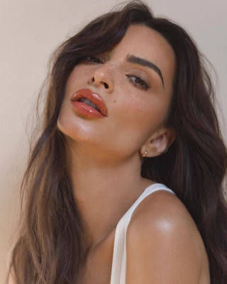 Emily Ratajkowski pic #1343919