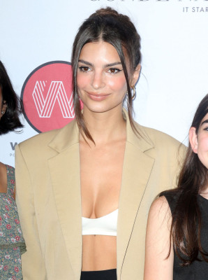 Emily Ratajkowski pic #1155554