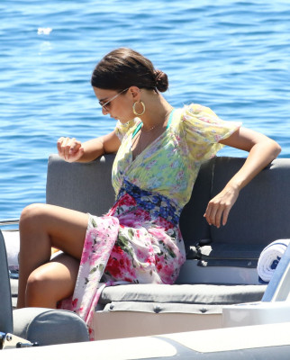 Emily Ratajkowski pic #933994