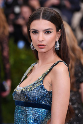Emily Ratajkowski pic #929720