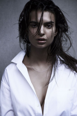 Emily Ratajkowski pic #730255