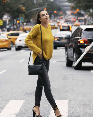 Emily Ratajkowski pic #889091