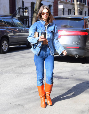 Emily Ratajkowski pic #1021153
