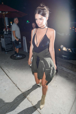 Emily Ratajkowski pic #869139