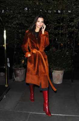 Emily Ratajkowski pic #969570