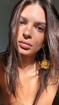 Emily Ratajkowski pic #1074197