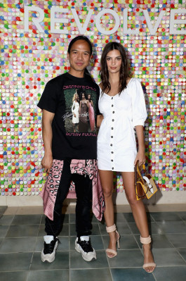 Emily Ratajkowski pic #1030253