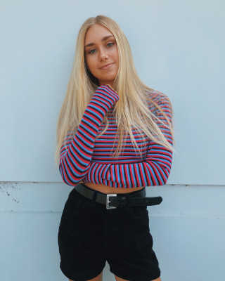 Emily Skinner pic #1325880
