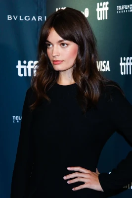 Emma Mackey pic #1311321