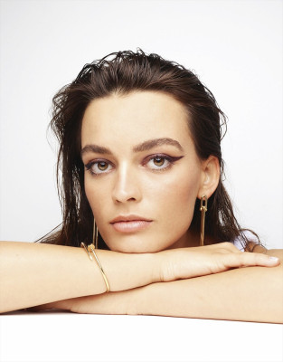 Emma Mackey pic #1334297