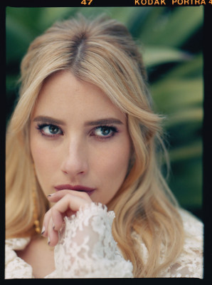 Emma Roberts pic #1240094