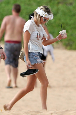 Emma Roberts pic #709352