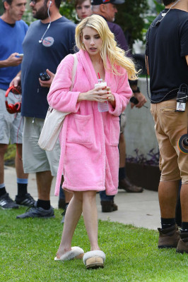 Emma Roberts pic #889427