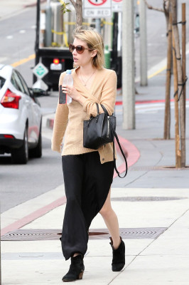 Emma Roberts pic #692097