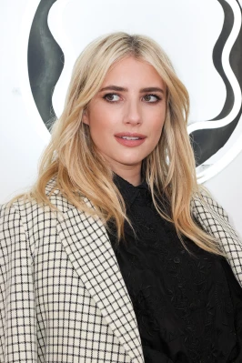 Emma Roberts pic #1305242