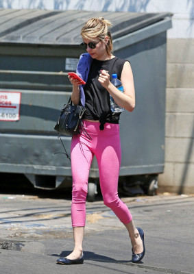 Emma Roberts pic #705648