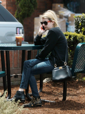 Emma Roberts pic #697740