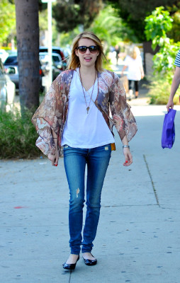 Emma Roberts pic #485092