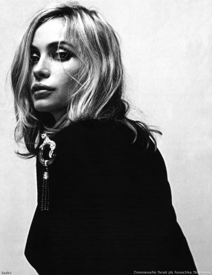 Emmanuelle Beart pic #12244