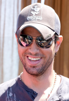 Enrique Iglesias pic #480356