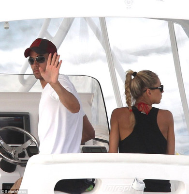Enrique Iglesias pic #695159