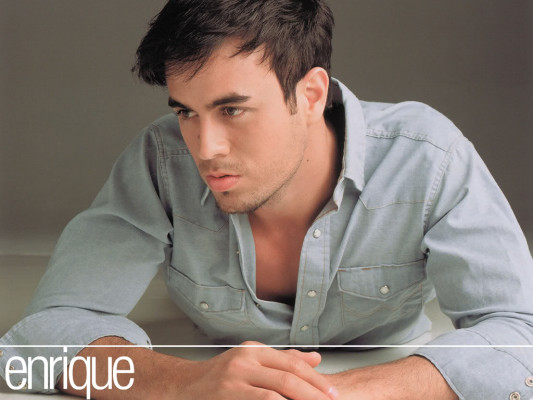 Enrique Iglesias pic #437832