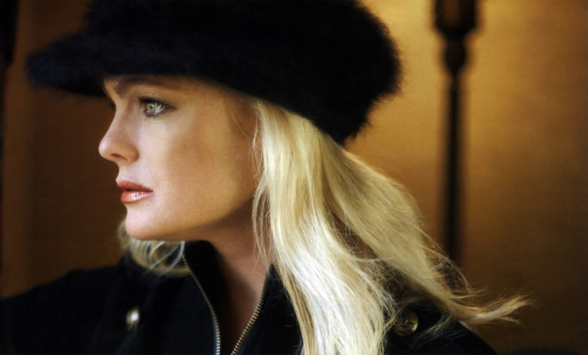 photo 28 in Erika Eleniak gallery [id239159] 2010-02-25 00:00:00