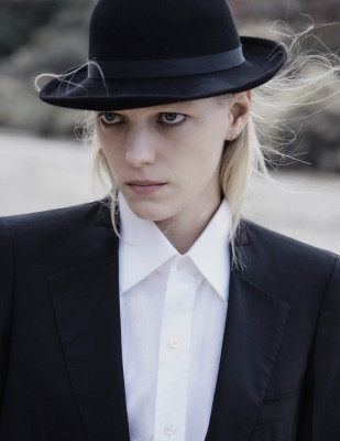 Erika Linder pic #1214802