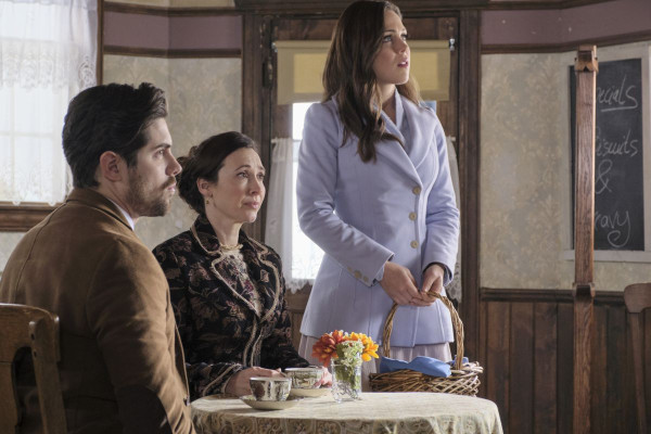 photo 5 in Erin Krakow gallery [id1211134] 2020-04-13 00:00:00