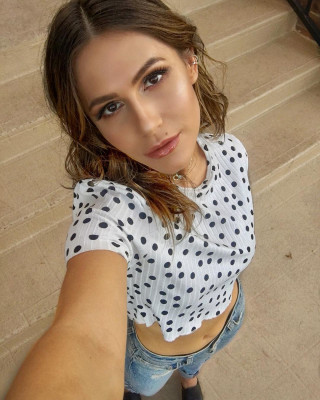 Erin Sanders pic #1093615