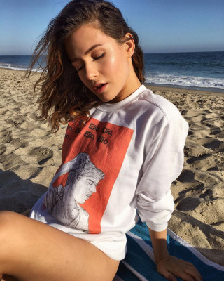 Erin Sanders pic #1078427