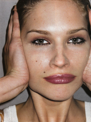 photo 25 in Erin Wasson gallery [id101807] 2008-07-03 00:00:00