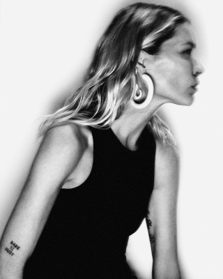 photo 4 in Erin Wasson gallery [id1333793] 2023-09-16 00:00:00