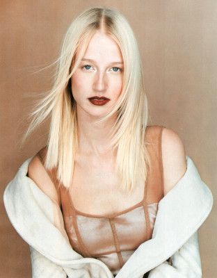 Esther De Jong pic #906033