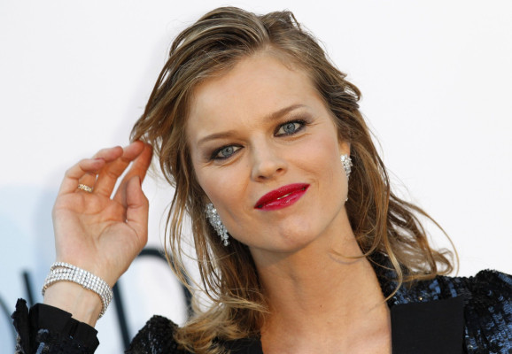 Eva Herzigova pic #406833